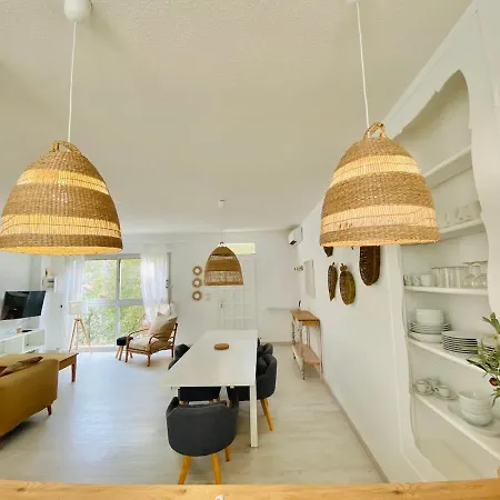 Apartmán Duplex 3 Proche Gare Clim, Wifi, Parking *