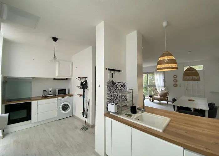 Appartement Duplex 3 Proche Gare Clim, Wifi, Parking