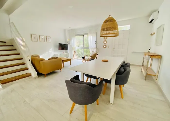 Duplex 3 Proche Gare Clim, Wifi, Parking *