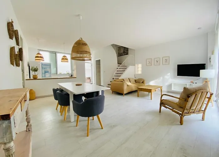 Duplex 3 Proche Gare Clim, Wifi, Parking Perpignan